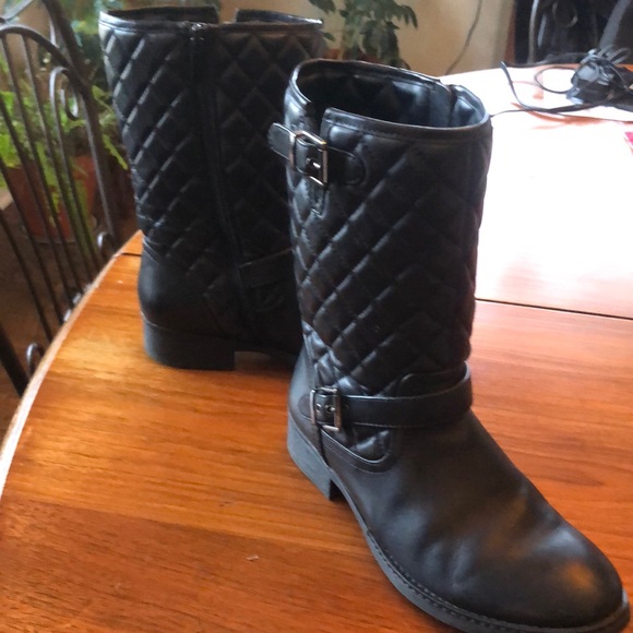 Saks Fifth Avenue Shoes - Saks Fifth Avenue boots